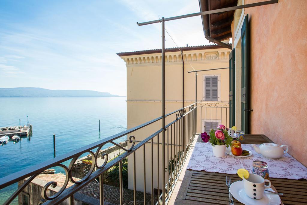 Le Camerine Apartment Water Front Toscolano Maderno Buitenkant foto