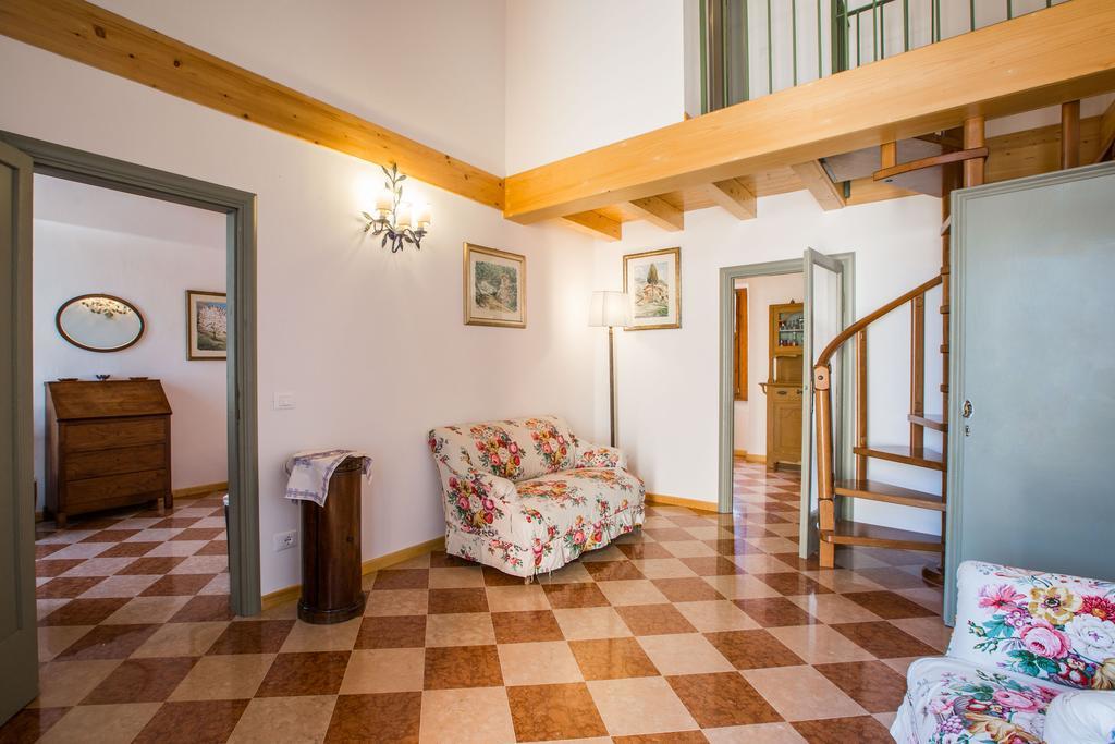 Le Camerine Apartment Water Front Toscolano Maderno Buitenkant foto
