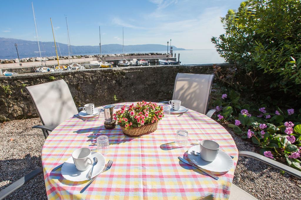 Le Camerine Apartment Water Front Toscolano Maderno Buitenkant foto